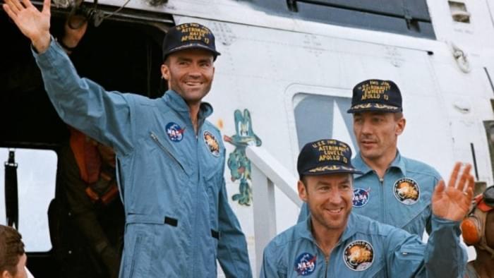 1635025741_apollo_13_crew_story.jpg