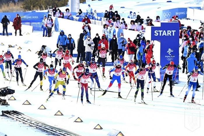 Biathlon_at_the_2022_Winter_Olympics_–_mixed_relay_start.jpg