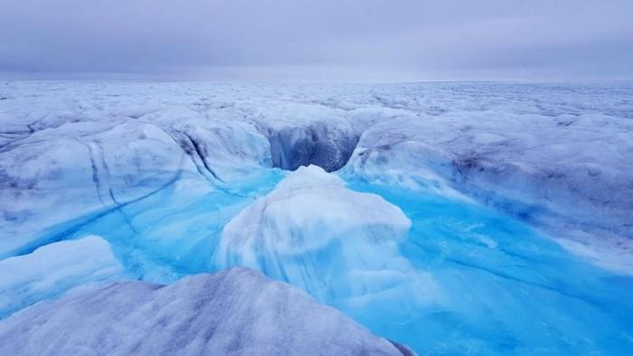 Water-Flowing-Into-Moulin-Store-Glacier-777x437.jpg