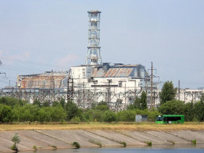 799px-Chernobyl_ukraine_Chernobyl_Nuclear_Power_Plant.jpg