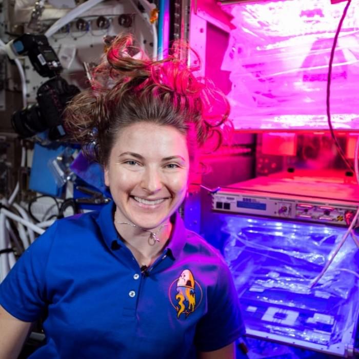 Astronaut-Kayla-Barron-Advanced-Plant-Habitat-777x777.jpg