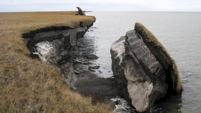 Thawing-Permafrost-Drew-Point-Alaska-777x437.jpg