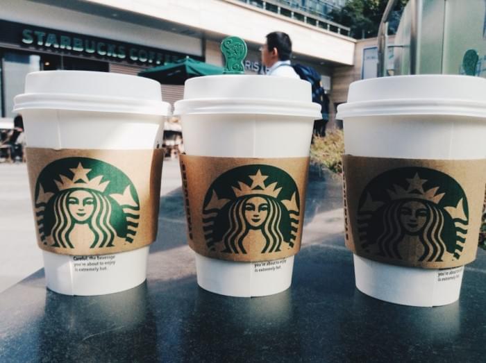 coffee_shop_starbucks_coffee_starbucks_coffee_drink_cafe_shop_beverage-885076.jpg