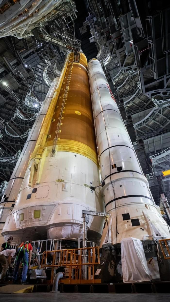 SLS-Orion-High-Bay-3-VAB-864x1536.jpg