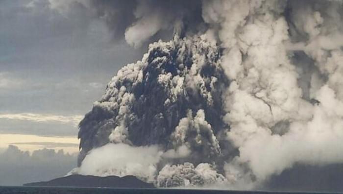 Tonga-Eruption.jpg