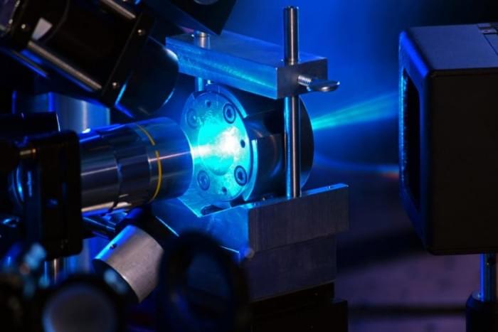 Laser-Heating-in-Diamond-Anvil-Cell-777x518.jpg