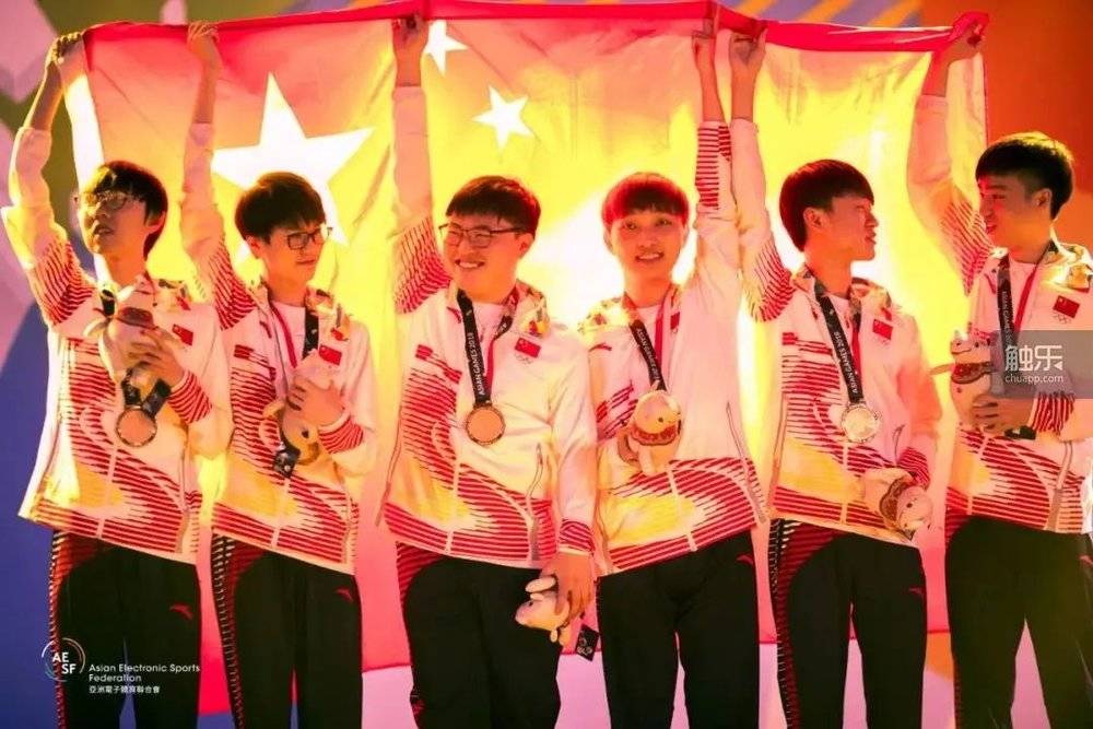2018年，中国电竞队伍在雅加达亚运会的《英雄联盟》项目中夺冠。这次胜利让国内电竞爱好者兴奋不已，遗憾的是，原本央视5套承诺的赛事转播被临时取消<br>