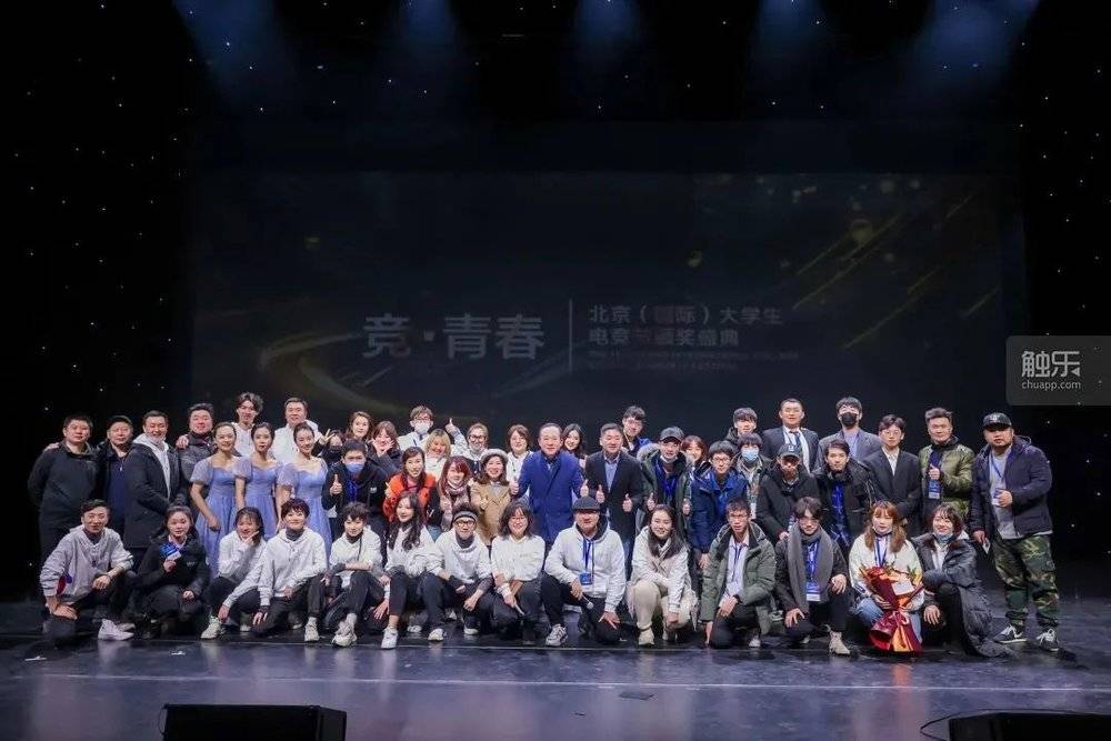 去年12月，中国传媒大学电竞社团发起了首届北京（国际）大学生电竞节，在校方的帮助下，这次活动变得规模宏大<br>