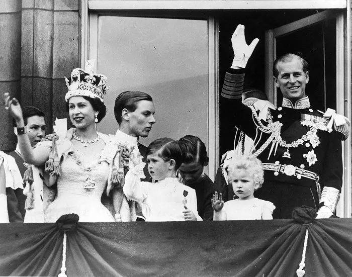 1953年，伊丽莎白二世加冕