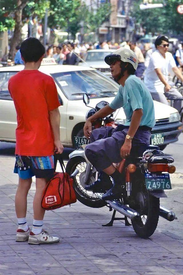 90年代的中国上海。摄影：jo.schz<br>