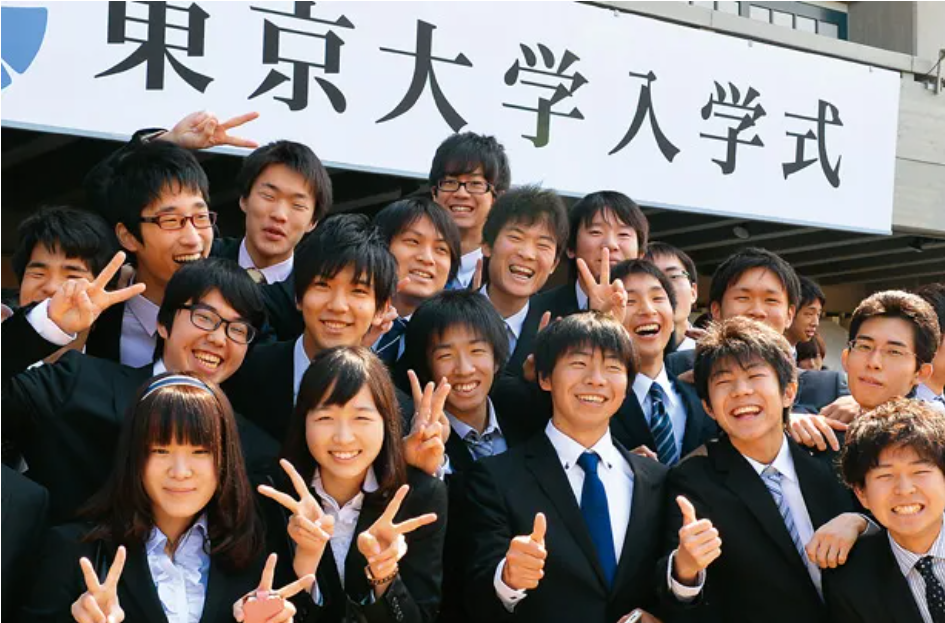 跑赢了九成以上日本高中生的东大新学生。
