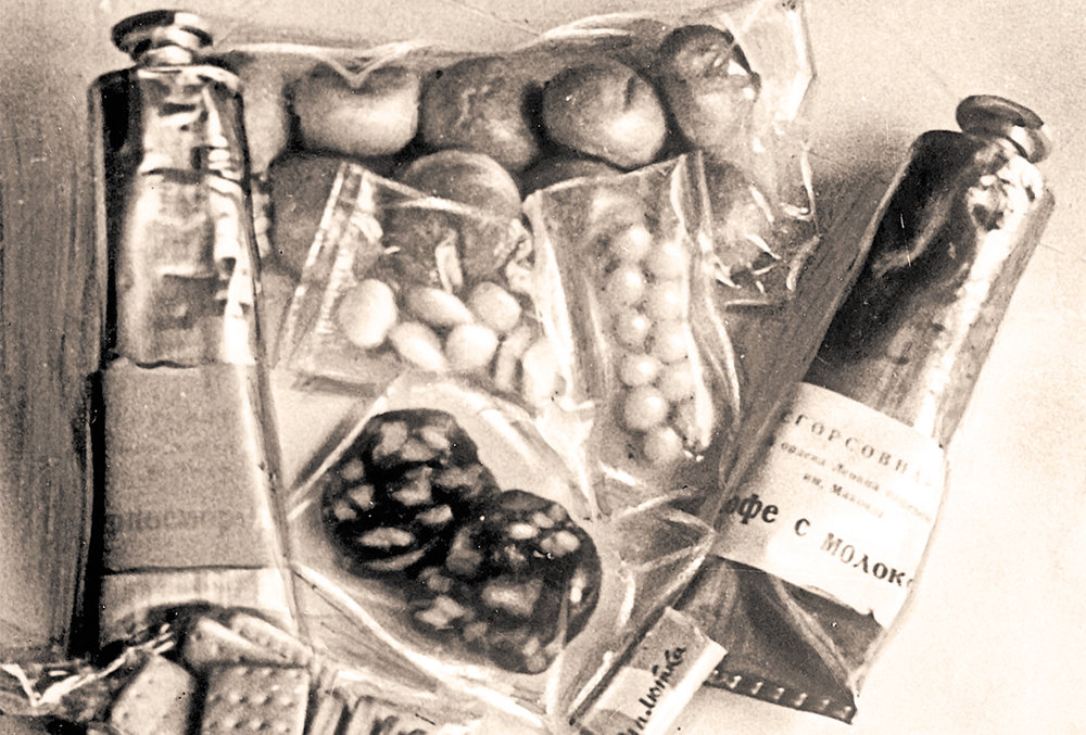 苏联“东方-3”号和“东方-4”号的食品包。来源/网络<br label=图片备注 class=text-img-note>