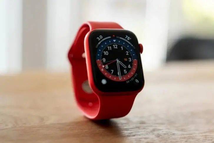 Apple Watch Series 6. 图片来自：theVerge<br label=图片备注 class=text-img-note>