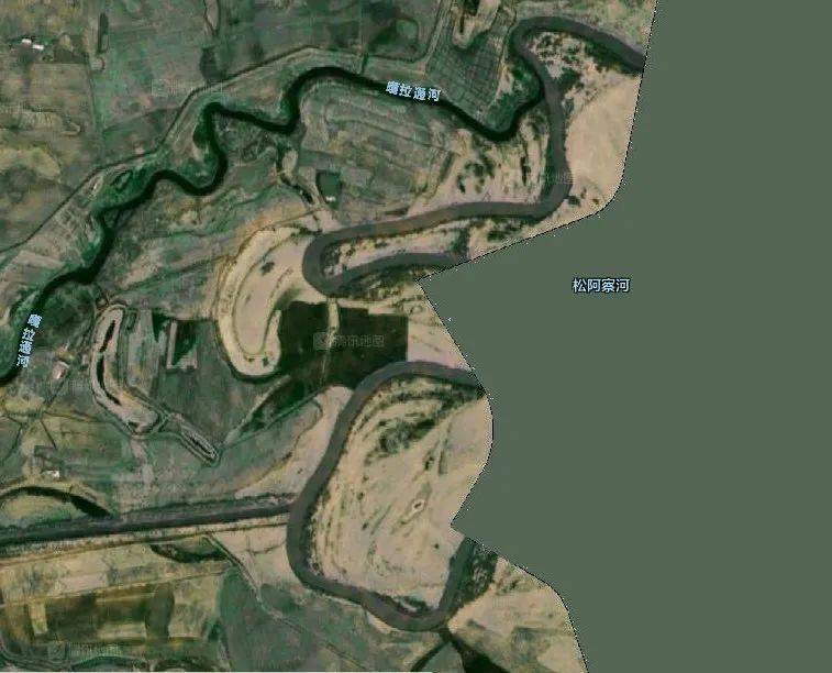 虎林一带的农田和水系。嘎啦通河，兴凯湖唯一出水通道、中俄界河松阿察河支流。流路17公里，水面宽20~50米，水深2~4米，流速0.4~0.6米/秒，两岸均系水塘（俗称“水泡子”）及芦苇。[截取自腾讯地图]