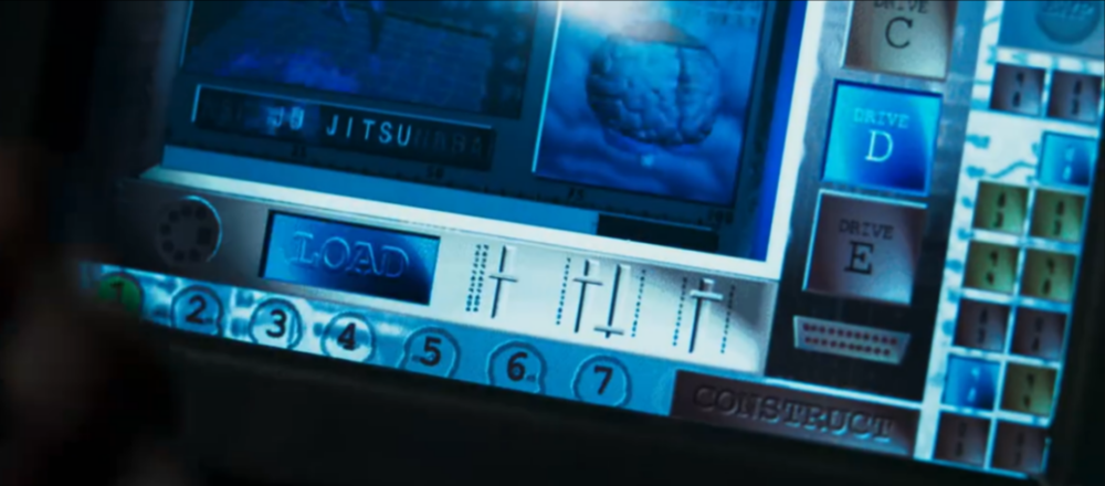 图12. 电影《黑客帝国》（1999）中，程序员将柔道格斗动直接载入Neo脑中。