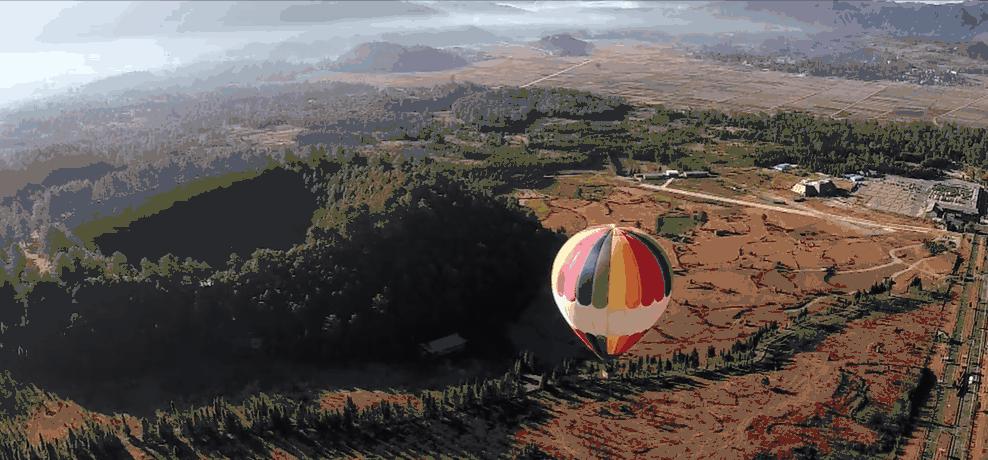 △热气球升空，从另一个视角看火山 <br>