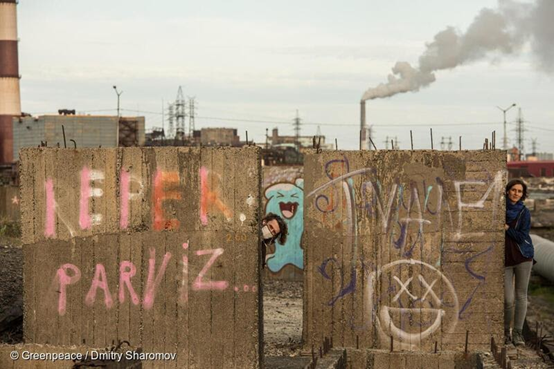 长期以来，诺里尔斯克镍业公司的采矿和冶金业务在当地造成了严重污染。/ ©Greenpeace/Dmitry Sharomov<br>