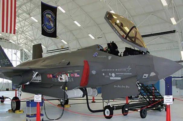 F-35A战斗机图<br label=图片备注 class=text-img-note>