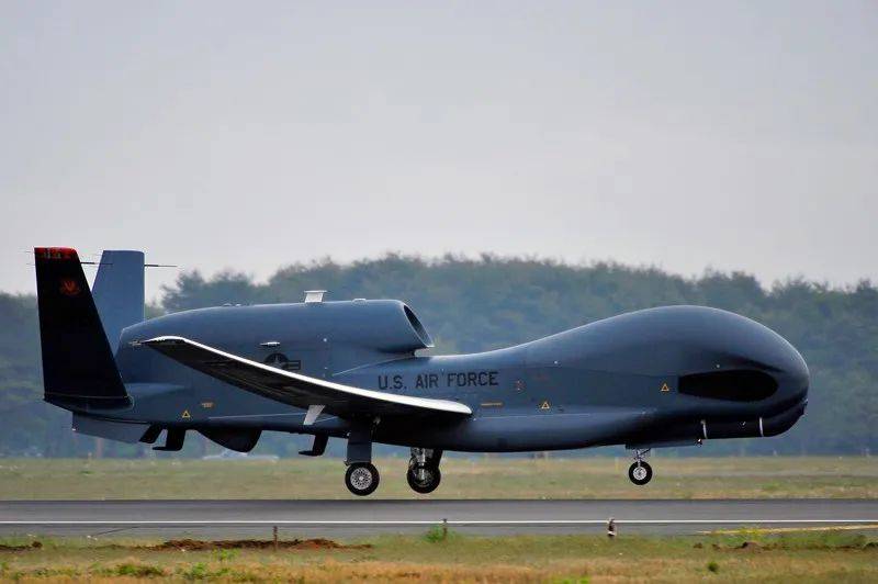 DARPA资助的项目研发出了无人机等技术。来源：US Air Force Photo/Alamy