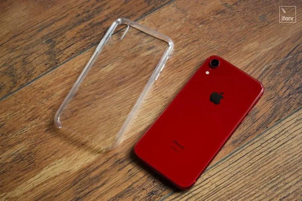 iPhone XR 和 Clear Case 清水壳<br>