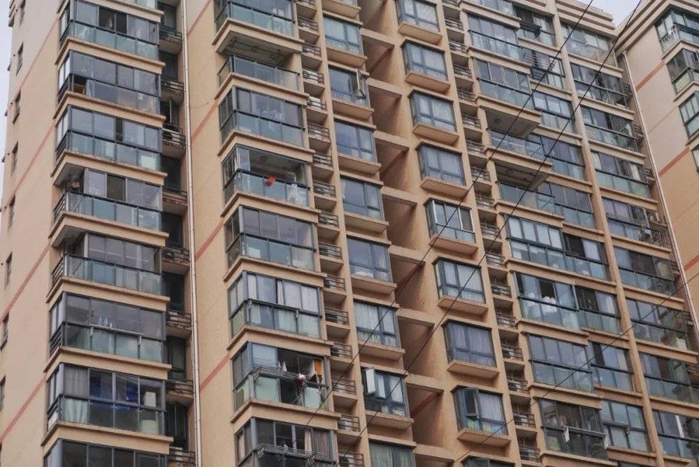 在一些上海人看来把阳台封了就是赚到<br>