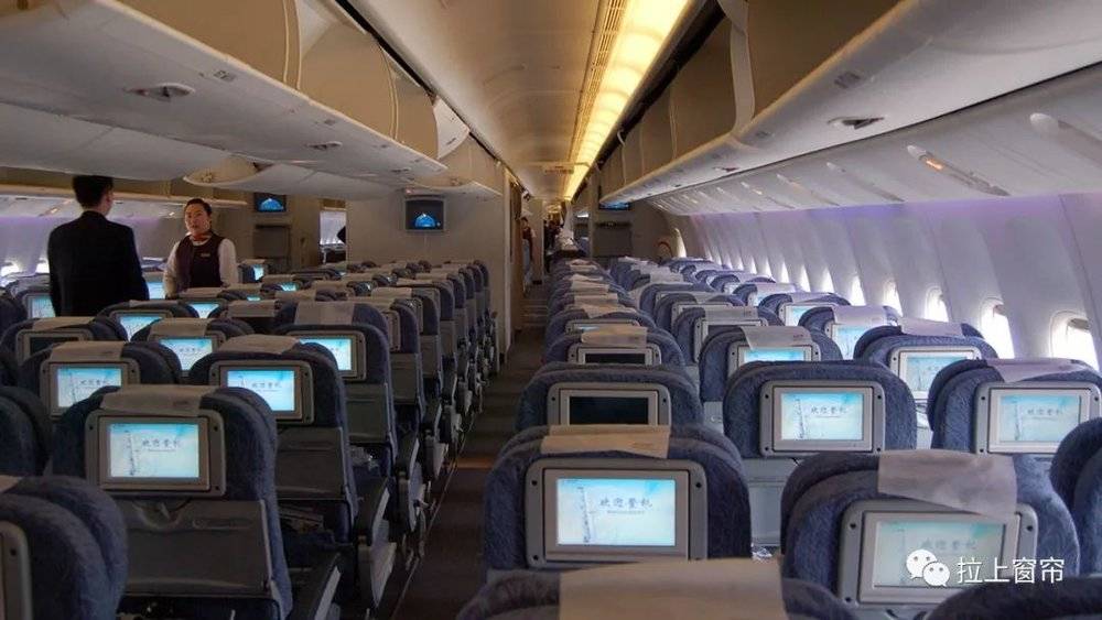 图：高大上国航777-300ER经济舱　摄影：拉上窗帘<br>