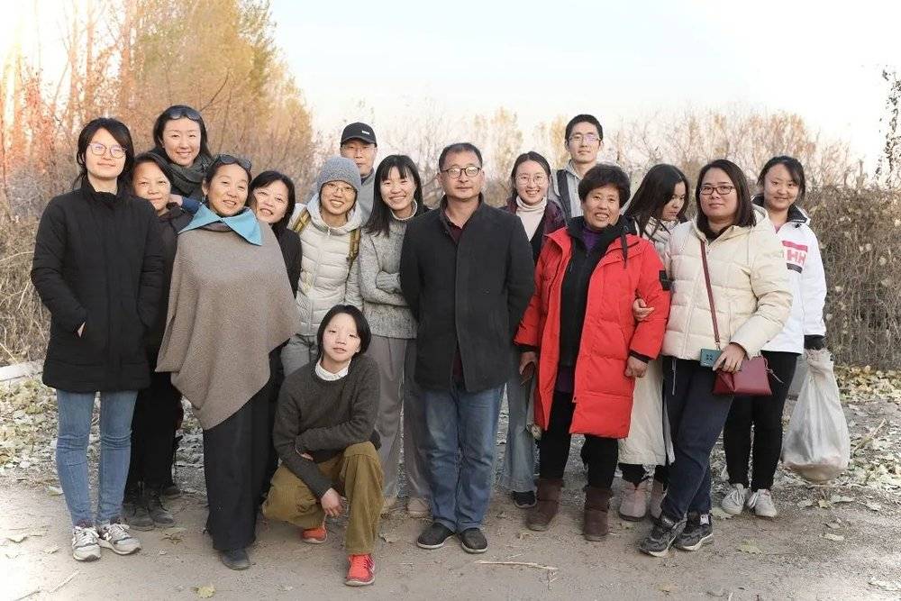 2020年12月，食通社和北京有机农夫市集组织读者、消费者拜访农场。图：张小树©️食通社<br>