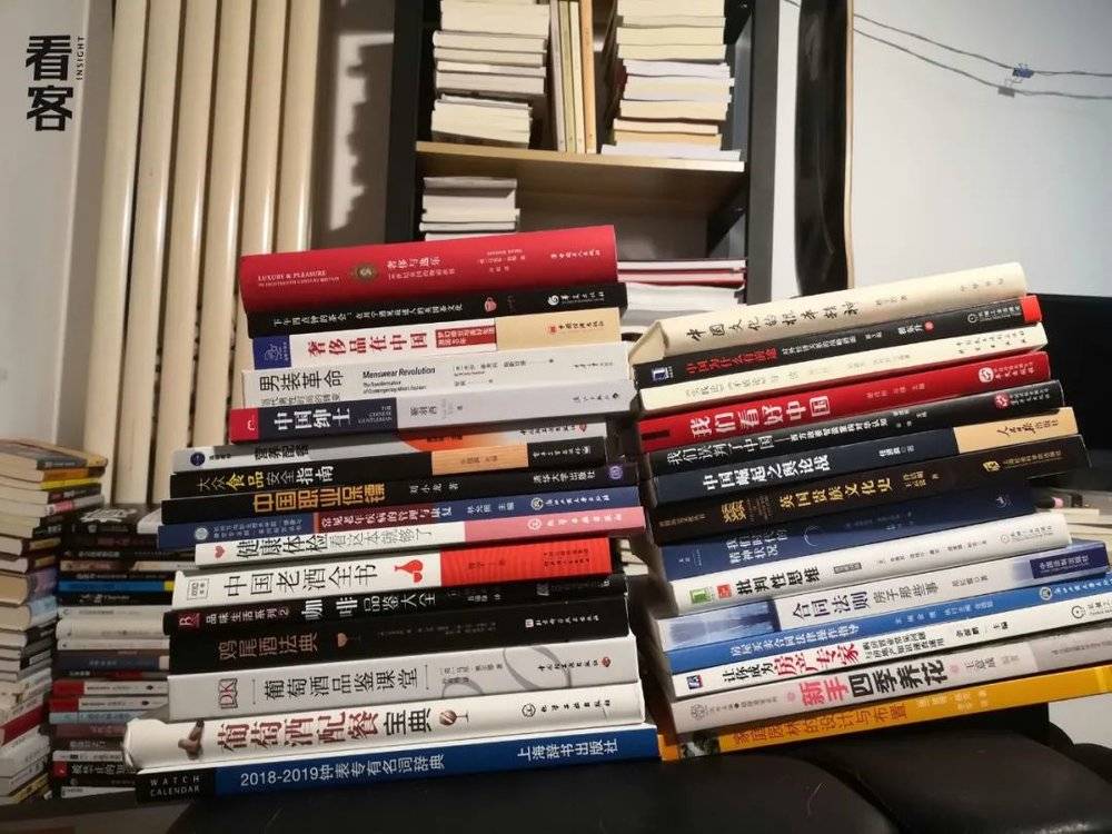 为了成为高级管家，陈宇杰购买的各类书籍