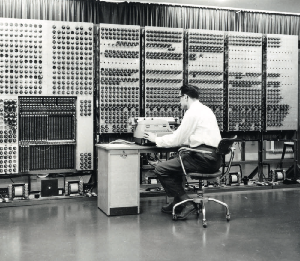 G1是德国第一台超级计算机，用的还是打孔纸带。上图为它的继任者G3丨马克思-普朗克研究所
