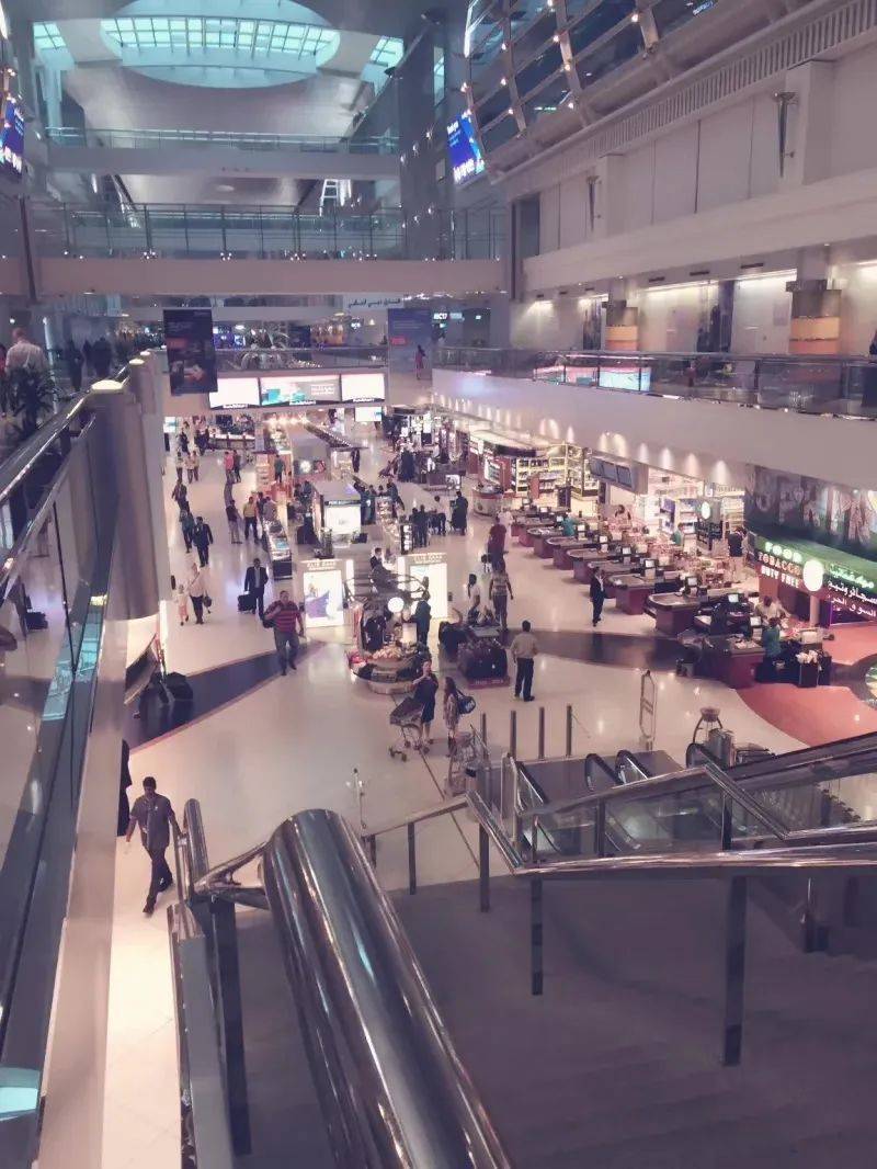迪拜机场T1航站楼一角  作者图