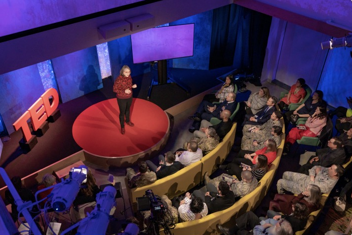 米歇尔·渥克在TED演讲 图片来源：受访者供图