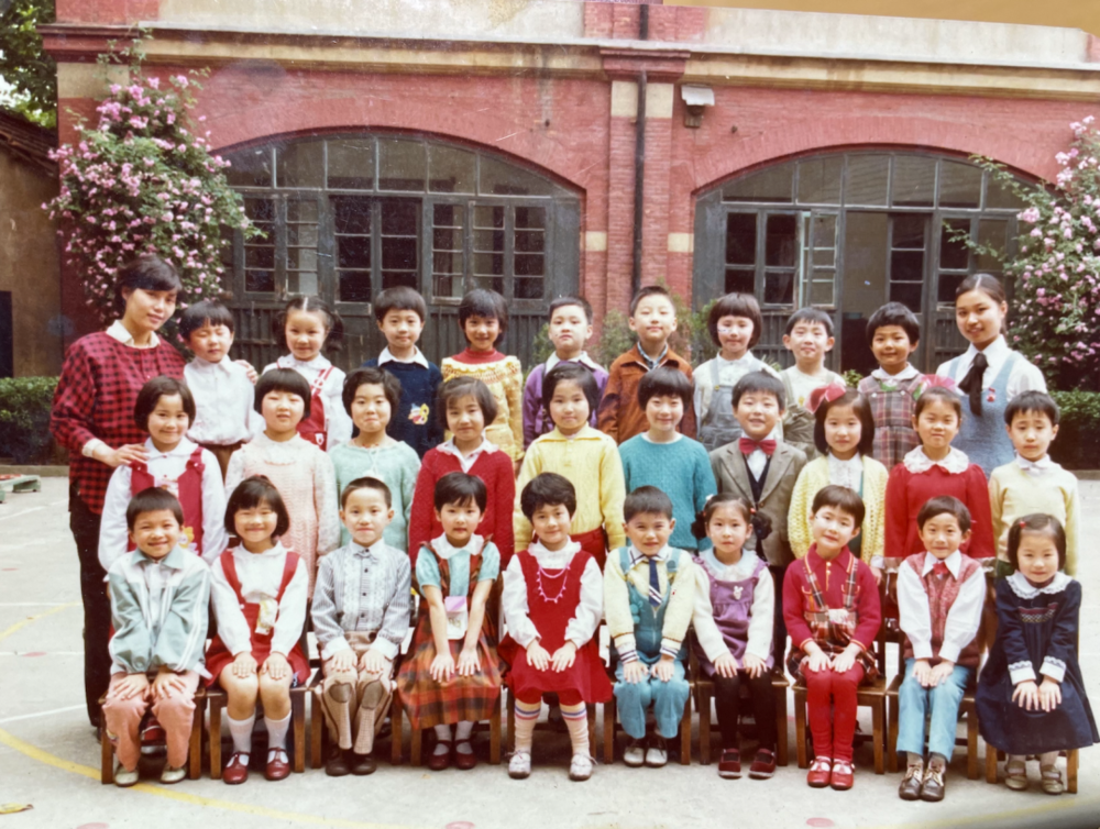 1987年6月匡文在北京路第五幼儿园的毕业照，可惜没能留下小学的照片/受访者提供