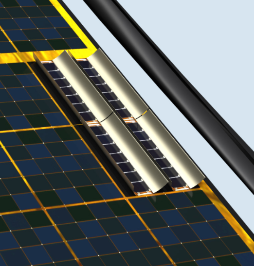 DART探测器的太阳能电池板上，安装了一小块高转化率的太阳能电池板 | NASA/Johns Hopkins APL<sup label=图片备注 class=text-img-note> [8]</sup><br label=图片备注 class=text-img-note>