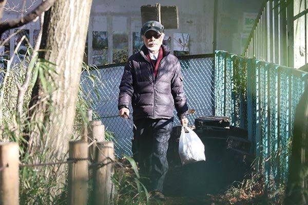宫崎骏在家附近义务清理垃圾