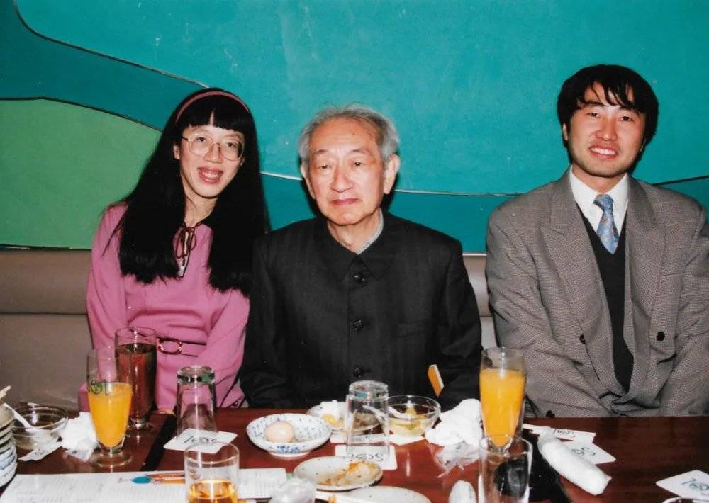 九十年代中叶，和吴老师在一次聚会上<br>