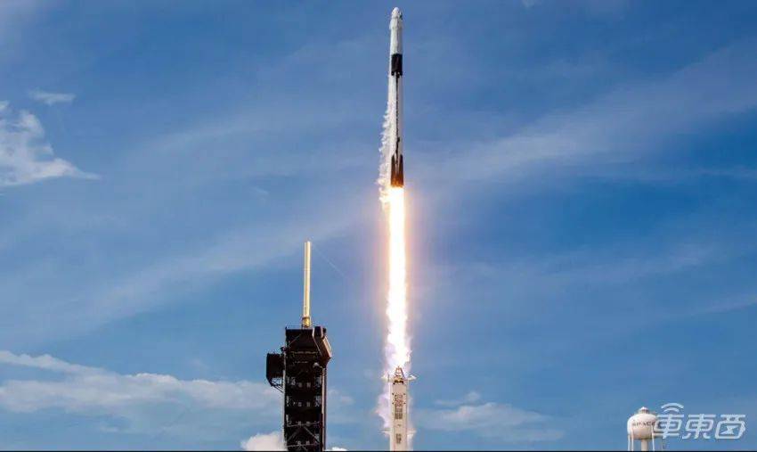 SpaceX测试火箭发射<br>