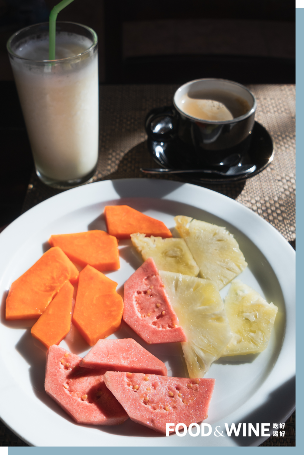 菠萝、木瓜、红心番石榴，都是古巴早餐里常见的水果。<br>