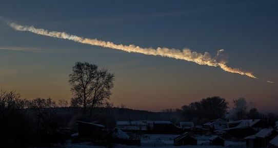 图为俄罗斯车里雅宾斯克小行星爆炸现场。图源：环球网<br label=图片备注 class=text-img-note>