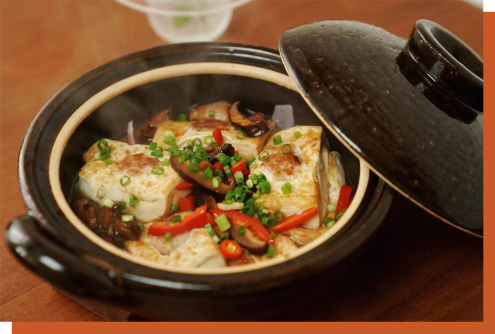 酿豆腐，既是客家菜的代表，也是客家人的名片。© kiki的美食工厂