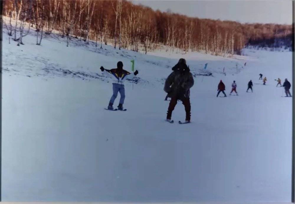 ■ 林海雪原般的滑雪场<br>