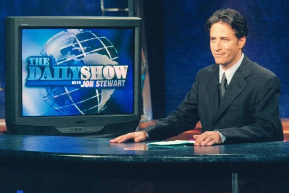 年轻时主持《每日秀》的“囧司徒”Jon Stewart<br>