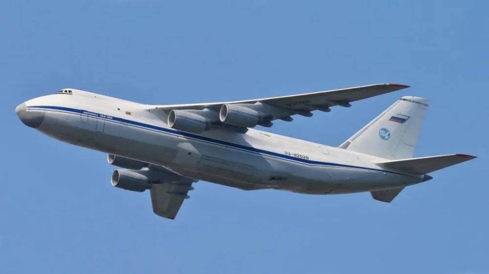 安-124运输机<br>