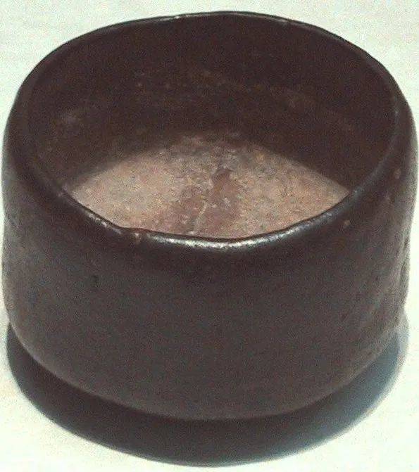 黑乐茶碗（图｜维基百科）