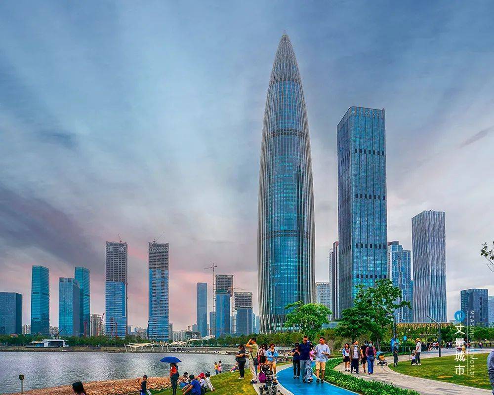 深圳市的城市建设、人口增长速度，是筑波极为羡慕的