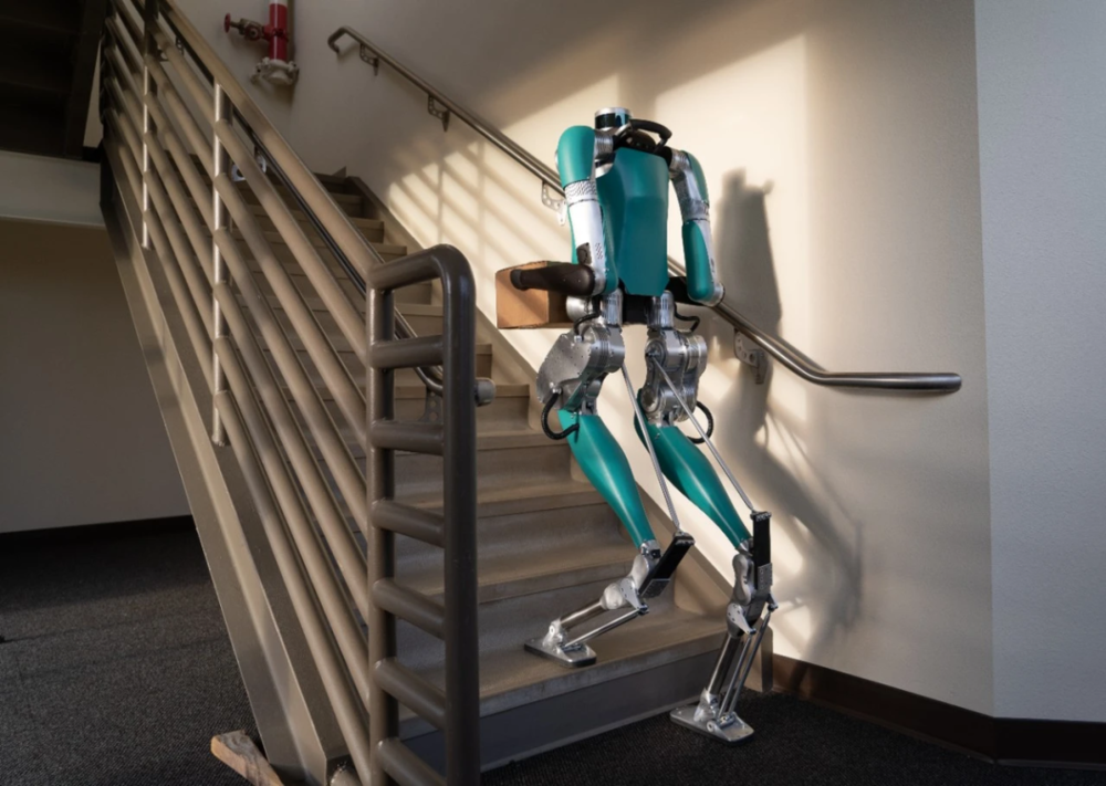 Agility Robotics 的双足机器人 Digit