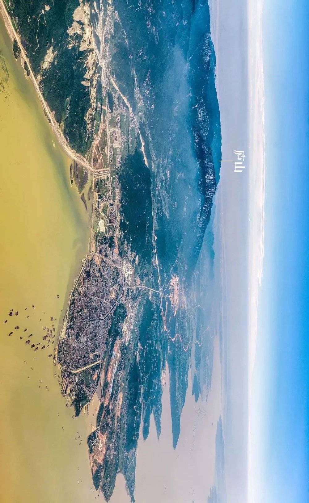庐山和鄱阳湖，图片来源@视觉中国