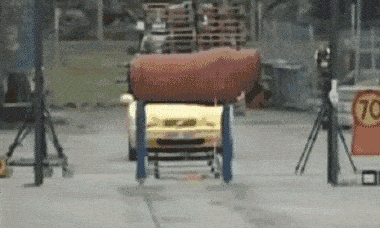 利用驼鹿模型进行的撞击测试 | CarPro1993 - Crash Test Archive<br>