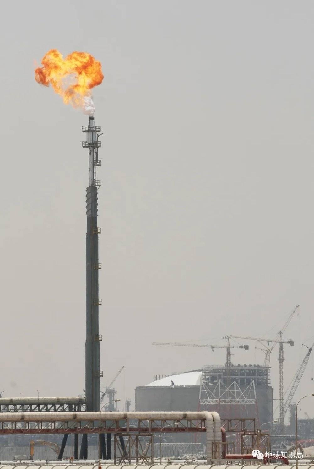 近年来，随着国际油价上涨和环保压力的加大，LNG这种高效清洁的能源受到世界各国的重视（图：Flickr）