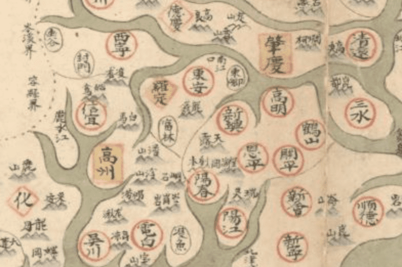 清朝广东地图上的天露山（图片中央） 图源：网络截图