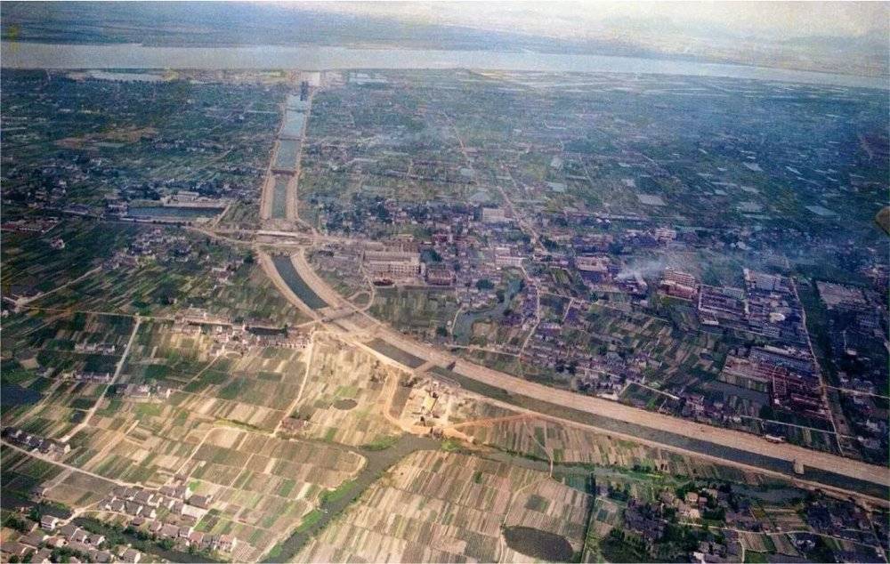 ▲80年代时进行的钱塘江运河沟通工程